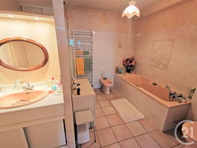 maison à vendre - 8 pièces - 294.0 m2 - PERIGUEUX - 24 - AQUITAINE - Century 21 Mazaudon Immobilier maison à vendre - 8 pièces - 294.0 m2 - PERIGUEUX - 24 - AQUITAINE - Century 21 Mazaudon Immobilier
