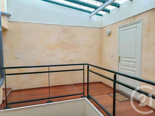Appartement T4 à vendre - 4 pièces - 73.0 m2 - PERIGUEUX - 24 - AQUITAINE - Century 21 Mazaudon Immobilier