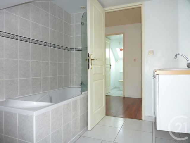 Afficher la photo en grand Appartement T4 à vendre - 4 pièces - 82.0 m2 - PERIGUEUX - 24 - AQUITAINE - Century 21 Mazaudon Immobilier