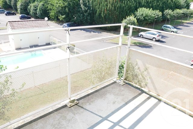 Afficher la photo en grand Appartement F3 à vendre - 3 pièces - 68.0 m2 - TRELISSAC - 24 - AQUITAINE - Century 21 Mazaudon Immobilier