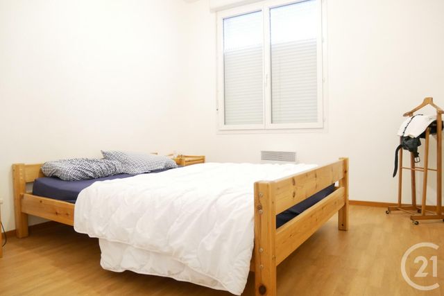Afficher la photo en grand Appartement F3 à vendre - 3 pièces - 68.0 m2 - TRELISSAC - 24 - AQUITAINE - Century 21 Mazaudon Immobilier