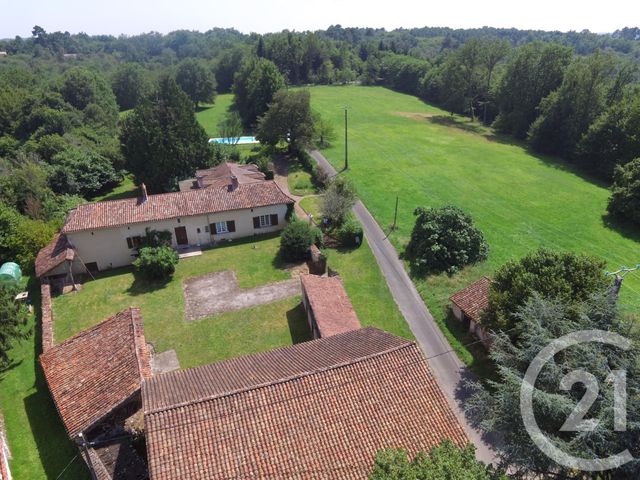 Afficher la photo en grand maison à vendre - 5 pièces - 210.0 m2 - CHALAGNAC - 24 - AQUITAINE - Century 21 Mazaudon Immobilier