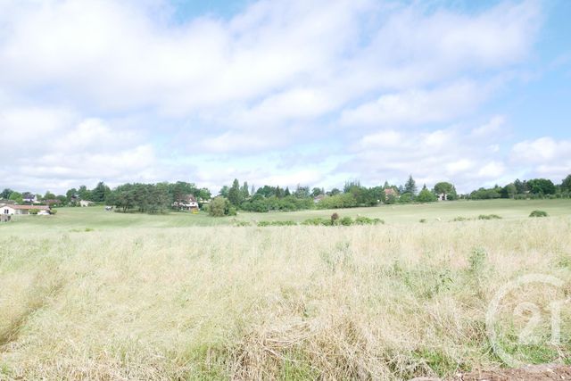 Afficher la photo en grand terrain à vendre - 23832.0 m2 - CHAMPCEVINEL - 24 - AQUITAINE - Century 21 Mazaudon Immobilier