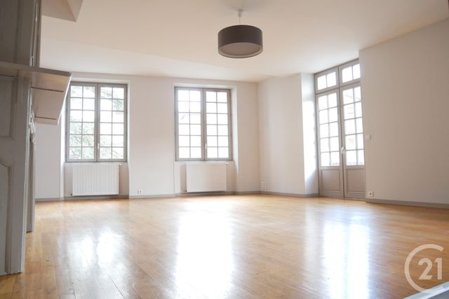 Afficher la photo en grand Appartement F5 à vendre - 6 pièces - 110.0 m2 - PERIGUEUX - 24 - AQUITAINE - Century 21 Mazaudon Immobilier