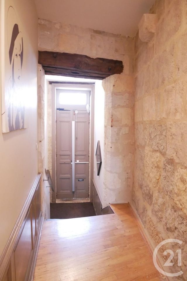 Afficher la photo en grand Appartement F5 à vendre - 6 pièces - 110.0 m2 - PERIGUEUX - 24 - AQUITAINE - Century 21 Mazaudon Immobilier