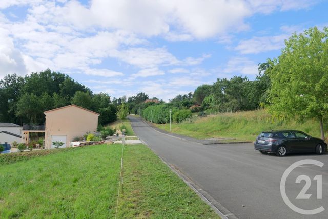 Afficher la photo en grand terrain à vendre - 919.0 m2 - BOULAZAC - 24 - AQUITAINE - Century 21 Mazaudon Immobilier