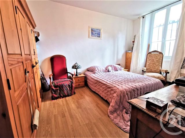 Appartement T2 à vendre - 2 pièces - 55.2 m2 - PERIGUEUX - 24 - AQUITAINE - Century 21 Mazaudon Immobilier Appartement T2 à vendre - 2 pièces - 55.2 m2 - PERIGUEUX - 24 - AQUITAINE - Century 21 Mazaudon Immobilier