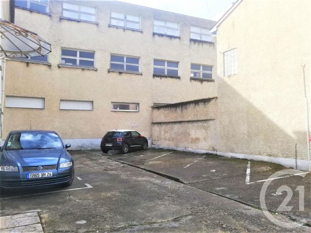 Appartement T2 à vendre - 2 pièces - 55.2 m2 - PERIGUEUX - 24 - AQUITAINE - Century 21 Mazaudon Immobilier Appartement T2 à vendre - 2 pièces - 55.2 m2 - PERIGUEUX - 24 - AQUITAINE - Century 21 Mazaudon Immobilier