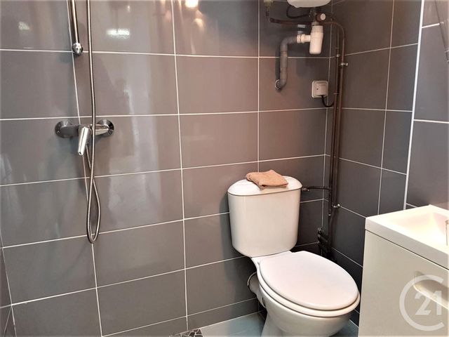 Afficher la photo en grand Local à vendre - 1 pièce - 22.0 m2 - PERIGUEUX - 24 - AQUITAINE - Century 21 Mazaudon Immobilier