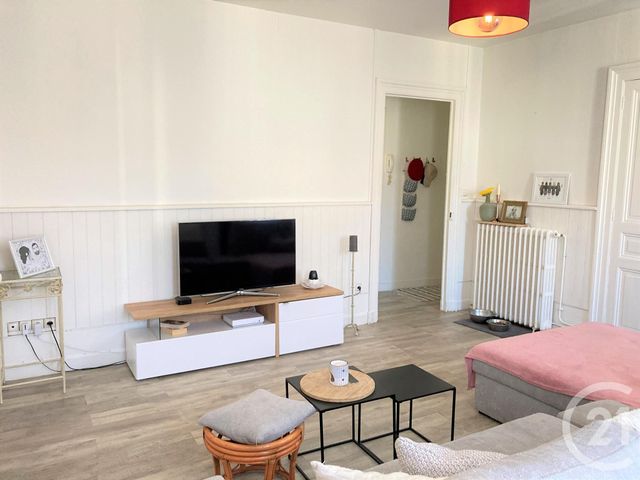 Afficher la photo en grand immeuble à vendre - 240.0 m2 - PERIGUEUX - 24 - AQUITAINE - Century 21 Mazaudon Immobilier
