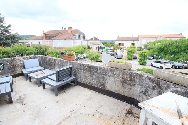 Afficher la photo en grand immeuble à vendre - 128.0 m2 - RAZAC SUR L ISLE - 24 - AQUITAINE - Century 21 Mazaudon Immobilier