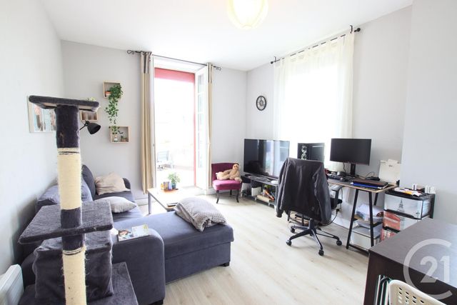 Afficher la photo en grand immeuble à vendre - 128.0 m2 - RAZAC SUR L ISLE - 24 - AQUITAINE - Century 21 Mazaudon Immobilier
