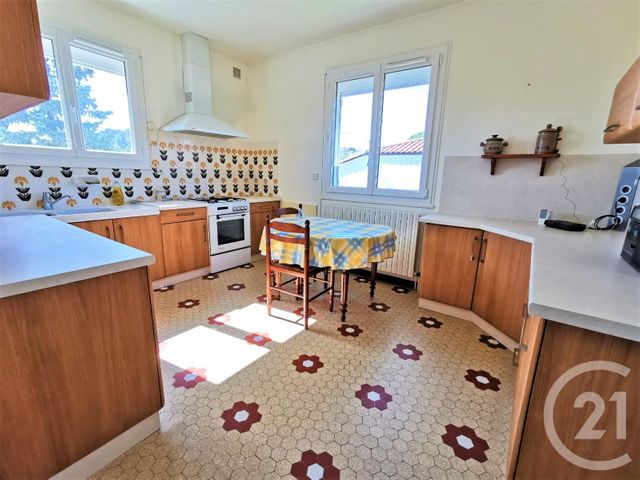 Afficher la photo en grand maison à vendre - 6 pièces - 149.61 m2 - AGONAC - 24 - AQUITAINE - Century 21 Mazaudon Immobilier