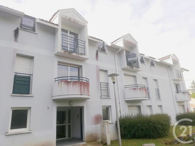 Appartement F2 à vendre - 2 pièces - 46.49 m2 - COULOUNIEIX CHAMIERS - 24 - AQUITAINE - Century 21 Mazaudon Immobilier Appartement F2 à vendre - 2 pièces - 46.49 m2 - COULOUNIEIX CHAMIERS - 24 - AQUITAINE - Century 21 Mazaudon Immobilier