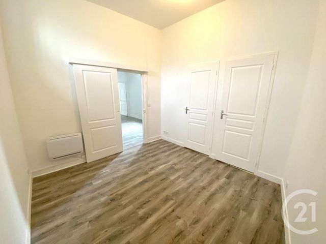 appartement à louer - 3 pièces - 48.0 m2 - PERIGUEUX - 24 - AQUITAINE - Century 21 Mazaudon Immobilier appartement à louer - 3 pièces - 48.0 m2 - PERIGUEUX - 24 - AQUITAINE - Century 21 Mazaudon Immobilier