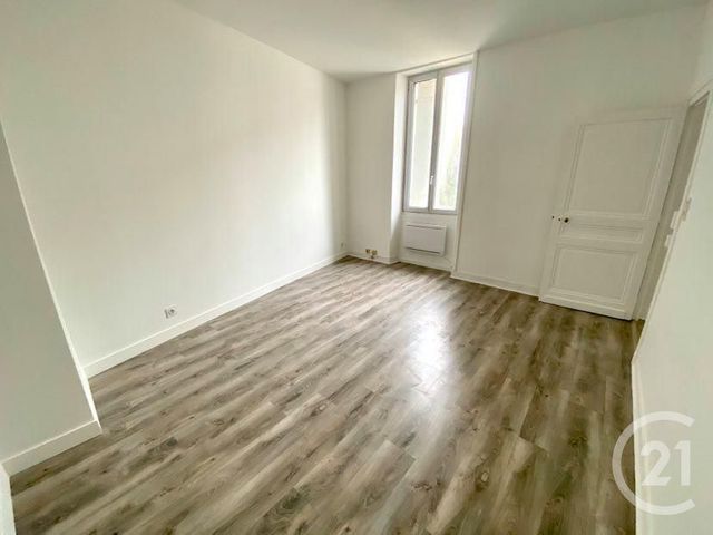 appartement à louer - 3 pièces - 48.0 m2 - PERIGUEUX - 24 - AQUITAINE - Century 21 Mazaudon Immobilier appartement à louer - 3 pièces - 48.0 m2 - PERIGUEUX - 24 - AQUITAINE - Century 21 Mazaudon Immobilier