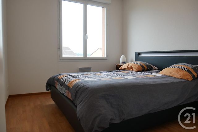 Appartement F3 à vendre - 3 pièces - 61.1 m2 - TRELISSAC - 24 - AQUITAINE - Century 21 Mazaudon Immobilier Appartement F3 à vendre - 3 pièces - 61.1 m2 - TRELISSAC - 24 - AQUITAINE - Century 21 Mazaudon Immobilier