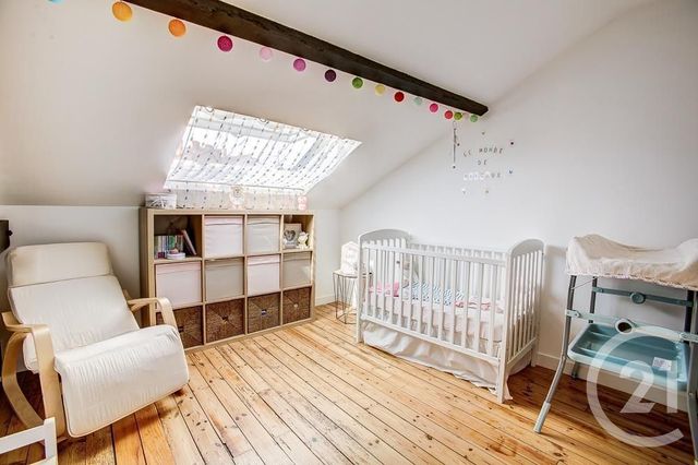 Appartement F4 à louer - 4 pièces - 104.74 m2 - PERIGUEUX - 24 - AQUITAINE - Century 21 Mazaudon Immobilier Appartement F4 à louer - 4 pièces - 104.74 m2 - PERIGUEUX - 24 - AQUITAINE - Century 21 Mazaudon Immobilier
