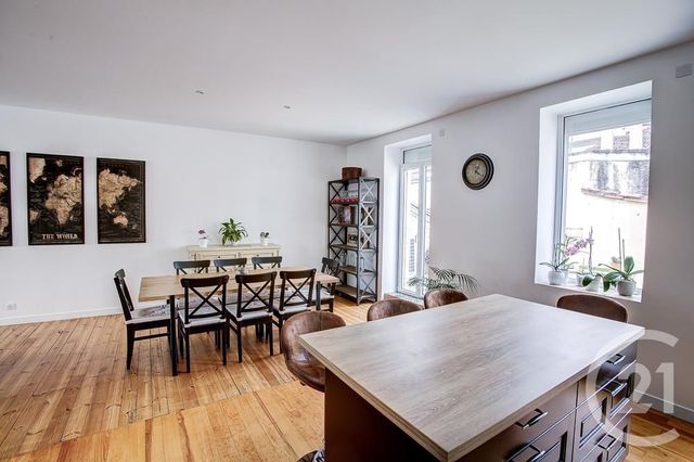 Appartement F4 à louer - 4 pièces - 104.74 m2 - PERIGUEUX - 24 - AQUITAINE - Century 21 Mazaudon Immobilier Appartement F4 à louer - 4 pièces - 104.74 m2 - PERIGUEUX - 24 - AQUITAINE - Century 21 Mazaudon Immobilier