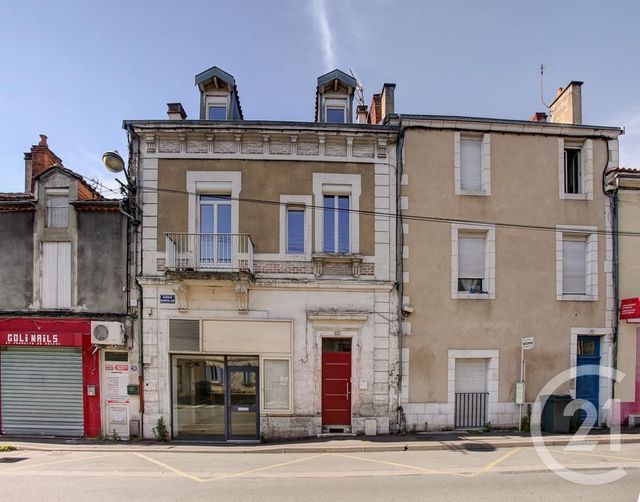 Appartement F4 à louer - 4 pièces - 104.74 m2 - PERIGUEUX - 24 - AQUITAINE - Century 21 Mazaudon Immobilier Appartement F4 à louer - 4 pièces - 104.74 m2 - PERIGUEUX - 24 - AQUITAINE - Century 21 Mazaudon Immobilier
