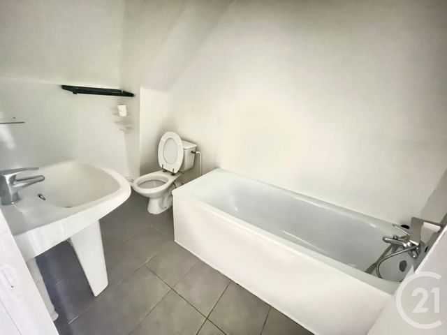 appartement à louer - 3 pièces - 60.0 m2 - PERIGUEUX - 24 - AQUITAINE - Century 21 Mazaudon Immobilier appartement à louer - 3 pièces - 60.0 m2 - PERIGUEUX - 24 - AQUITAINE - Century 21 Mazaudon Immobilier