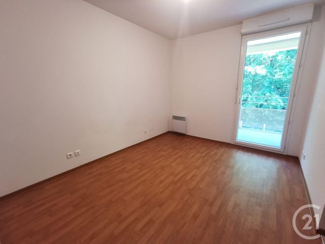 Appartement F3 à vendre - 3 pièces - 64.85 m2 - TRELISSAC - 24 - AQUITAINE - Century 21 Mazaudon Immobilier Appartement F3 à vendre - 3 pièces - 64.85 m2 - TRELISSAC - 24 - AQUITAINE - Century 21 Mazaudon Immobilier