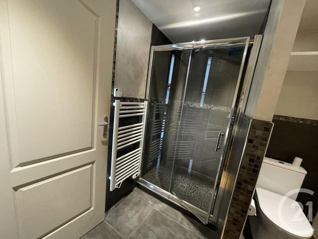Appartement F1 à louer - 1 pièce - 18.0 m2 - BOULAZAC ISLE MANOIRE - 24 - AQUITAINE - Century 21 Mazaudon Immobilier Appartement F1 à louer - 1 pièce - 18.0 m2 - BOULAZAC ISLE MANOIRE - 24 - AQUITAINE - Century 21 Mazaudon Immobilier