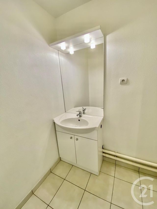 appartement à louer - 2 pièces - 25.1 m2 - CHAMPCEVINEL - 24 - AQUITAINE - Century 21 Mazaudon Immobilier appartement à louer - 2 pièces - 25.1 m2 - CHAMPCEVINEL - 24 - AQUITAINE - Century 21 Mazaudon Immobilier
