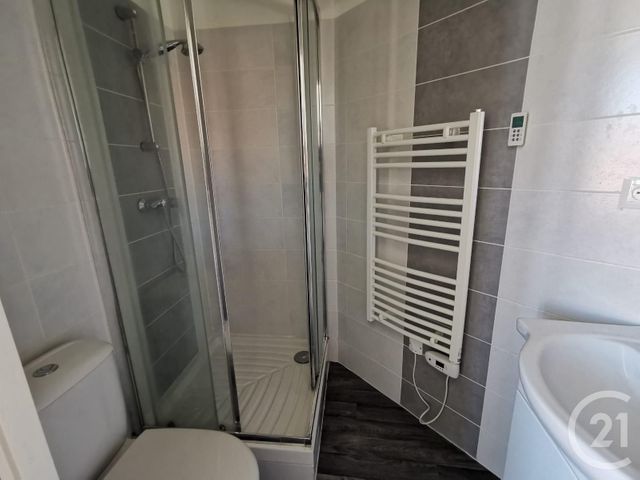 Afficher la photo en grand Appartement T2 à vendre - 6 pièces - 250.0 m2 - PERIGUEUX - 24 - AQUITAINE - Century 21 Mazaudon Immobilier
