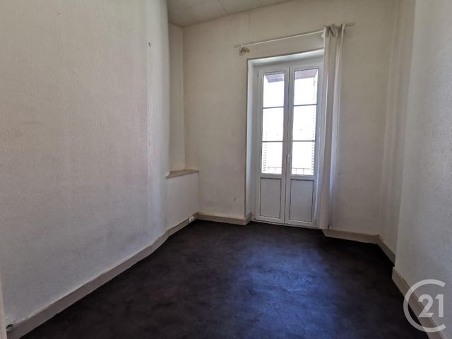 Afficher la photo en grand Appartement T2 à vendre - 6 pièces - 250.0 m2 - PERIGUEUX - 24 - AQUITAINE - Century 21 Mazaudon Immobilier