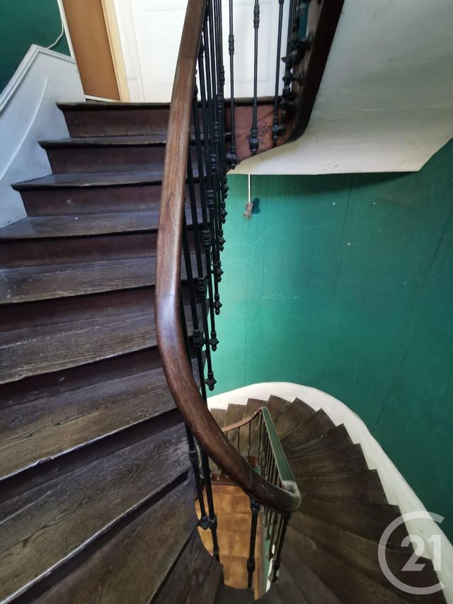 Afficher la photo en grand Appartement T2 à vendre - 6 pièces - 250.0 m2 - PERIGUEUX - 24 - AQUITAINE - Century 21 Mazaudon Immobilier