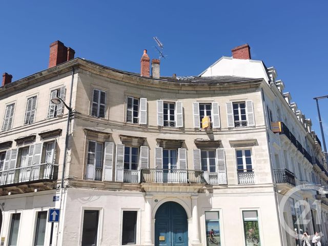 Afficher la photo en grand Appartement T2 à vendre - 6 pièces - 250.0 m2 - PERIGUEUX - 24 - AQUITAINE - Century 21 Mazaudon Immobilier