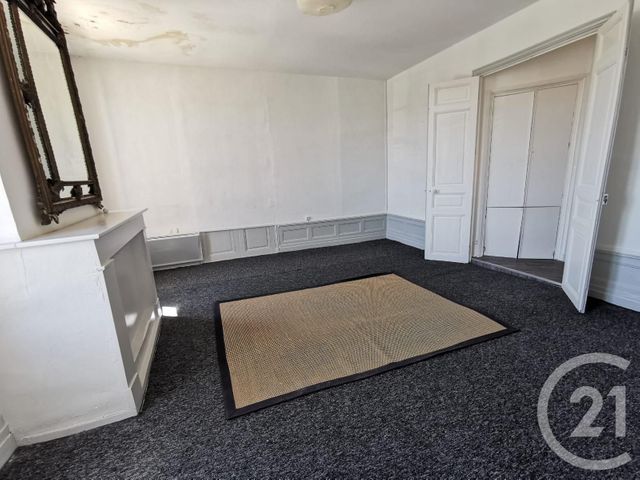 Afficher la photo en grand Appartement T2 à vendre - 6 pièces - 250.0 m2 - PERIGUEUX - 24 - AQUITAINE - Century 21 Mazaudon Immobilier
