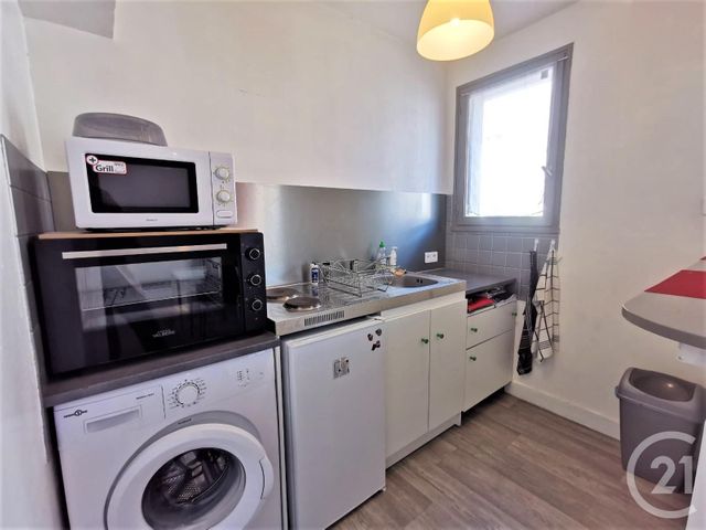 Afficher la photo en grand Appartement T2 à vendre - 2 pièces - 31.95 m2 - PERIGUEUX - 24 - AQUITAINE - Century 21 Mazaudon Immobilier