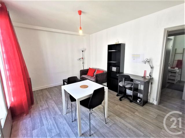 Afficher la photo en grand Appartement T2 à vendre - 2 pièces - 31.95 m2 - PERIGUEUX - 24 - AQUITAINE - Century 21 Mazaudon Immobilier