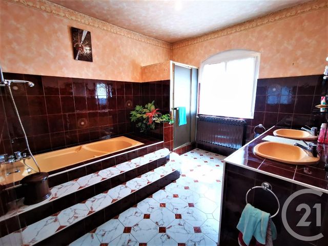 Afficher la photo en grand maison à vendre - 7 pièces - 197.0 m2 - PERIGUEUX - 24 - AQUITAINE - Century 21 Mazaudon Immobilier