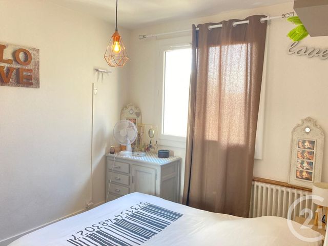 Afficher la photo en grand Appartement T2 à vendre - 2 pièces - 31.81 m2 - PERIGUEUX - 24 - AQUITAINE - Century 21 Mazaudon Immobilier