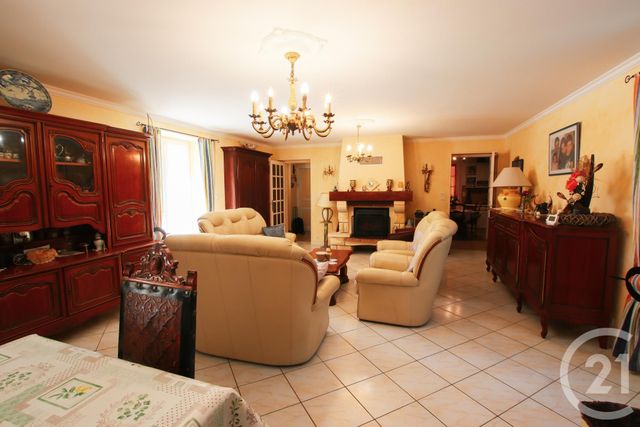 maison à vendre - 7 pièces - 183.23 m2 - LACROPTE - 24 - AQUITAINE - Century 21 Mazaudon Immobilier