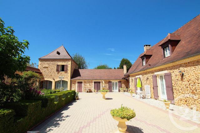 maison à vendre - 7 pièces - 183.23 m2 - LACROPTE - 24 - AQUITAINE - Century 21 Mazaudon Immobilier