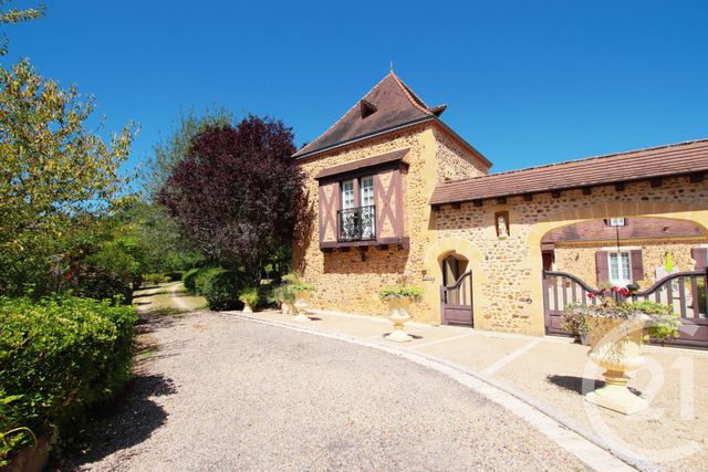 maison à vendre - 7 pièces - 183.23 m2 - LACROPTE - 24 - AQUITAINE - Century 21 Mazaudon Immobilier