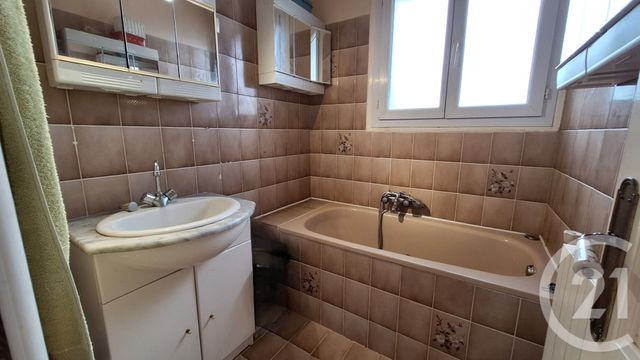 Afficher la photo en grand maison à vendre - 6 pièces - 115.0 m2 - COULOUNIEIX CHAMIERS - 24 - AQUITAINE - Century 21 Mazaudon Immobilier