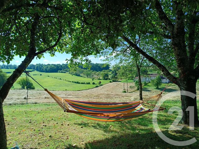 maison à vendre - 12 pièces - 282.0 m2 - BASSILLAC ET AUBEROCHE - 24 - AQUITAINE - Century 21 Mazaudon Immobilier