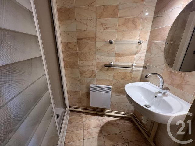 Appartement F5 à vendre - 5 pièces - 112.01 m2 - PERIGUEUX - 24 - AQUITAINE - Century 21 Mazaudon Immobilier