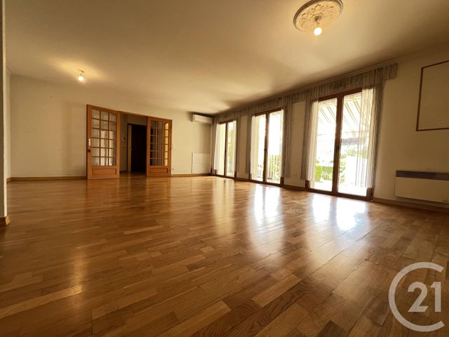 Appartement F5 à vendre - 5 pièces - 112.01 m2 - PERIGUEUX - 24 - AQUITAINE - Century 21 Mazaudon Immobilier