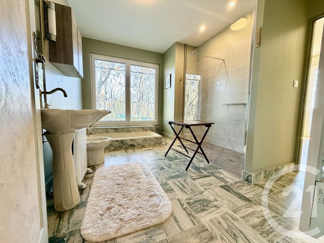 maison à vendre - 8 pièces - 215.5 m2 - SANILHAC - 24 - AQUITAINE - Century 21 Mazaudon Immobilier