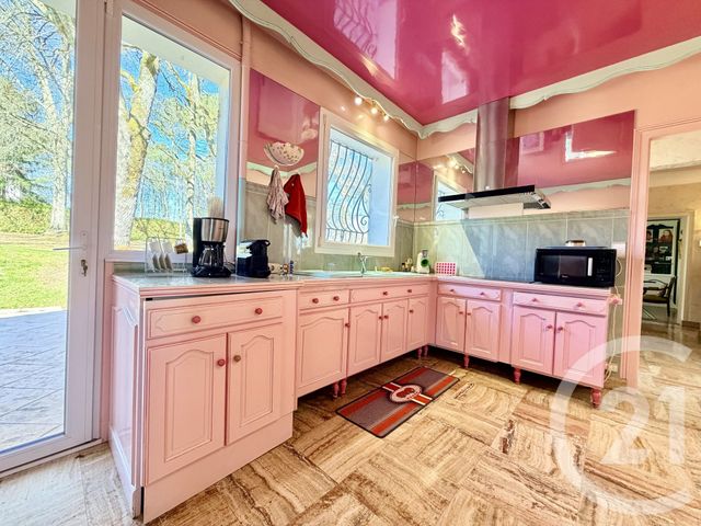 maison à vendre - 8 pièces - 215.5 m2 - SANILHAC - 24 - AQUITAINE - Century 21 Mazaudon Immobilier