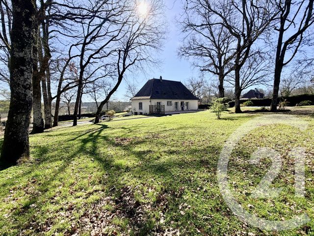 maison à vendre - 8 pièces - 215.5 m2 - SANILHAC - 24 - AQUITAINE - Century 21 Mazaudon Immobilier