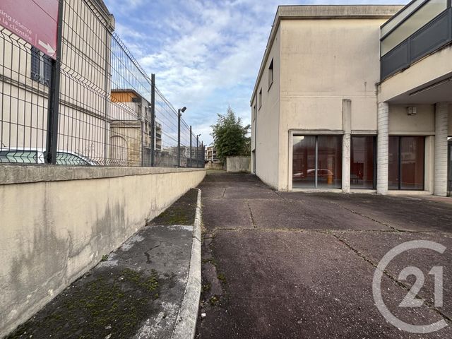 Appartement T4 à vendre - 4 pièces - 111.0 m2 - PERIGUEUX - 24 - AQUITAINE - Century 21 Mazaudon Immobilier