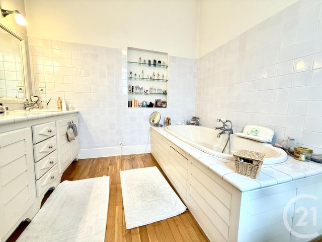 maison à vendre - 5 pièces - 161.71 m2 - PERIGUEUX - 24 - AQUITAINE - Century 21 Mazaudon Immobilier