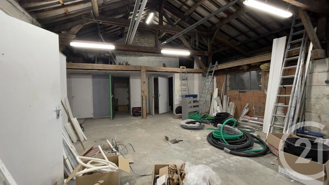 commerce à louer - 220.0 m2 - PERIGUEUX - 24 - AQUITAINE - Century 21 Mazaudon Immobilier